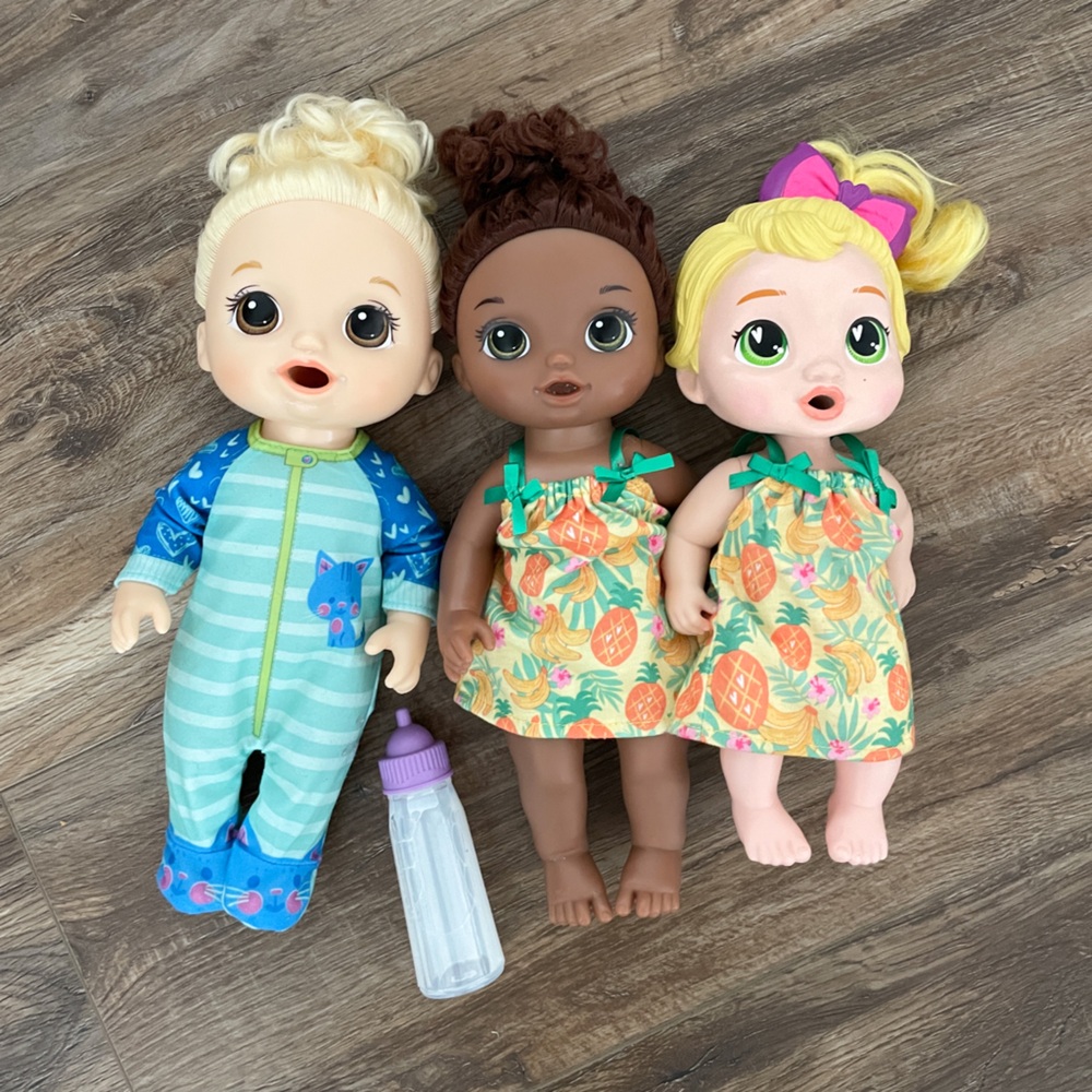 Set of Baby Alive Dolls